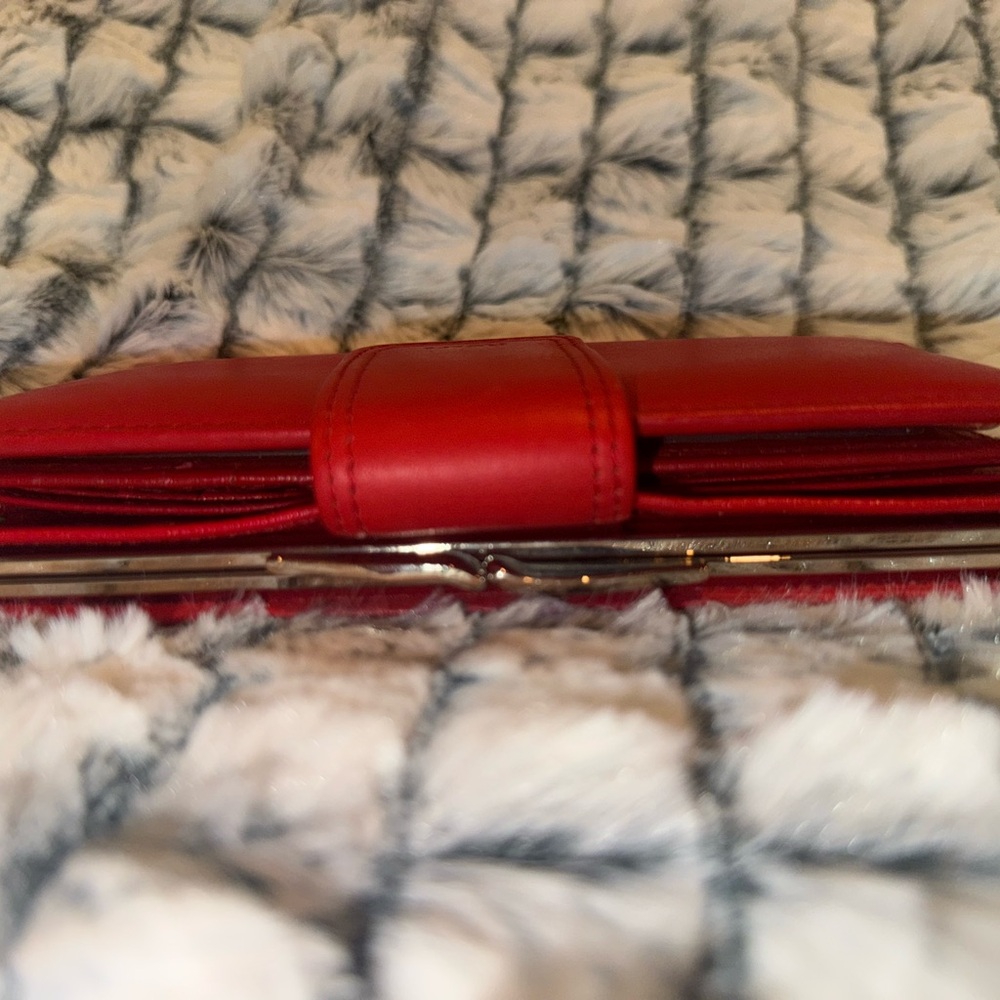 Rolf’s Red Leather Continental Compact Clutch Checkbook Kisslock Wallet NWT - Picture 3 of 8